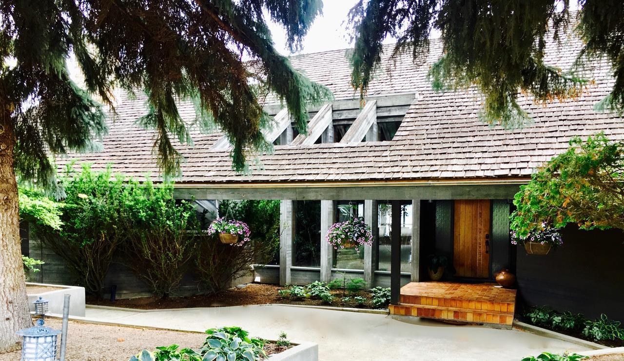 킬로나 Summerhill Estate House B&B 외부 사진